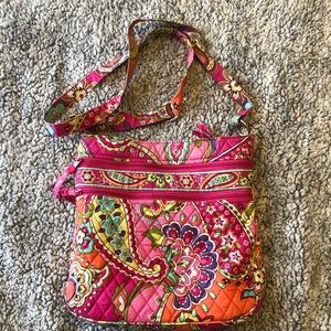 Vera Bradley Triple Zip Hipster